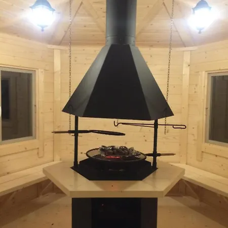 شاليه Marzen Plaza Zalew I Jedlnia-Letnisko